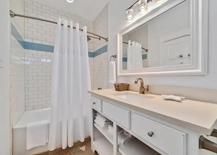 Memory Maker By Gsvr - Spacious Beachfront Retreat With Heated Pool, Elevator - Free Activities And Golf *